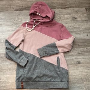 Mindy Mae’s Market Single Hood